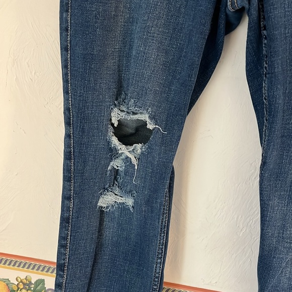 Sale! Old Navy Rockstar Super Skinny 360 Stretch Extra High Rise Jeans, Size 14 - Picture 7 of 9